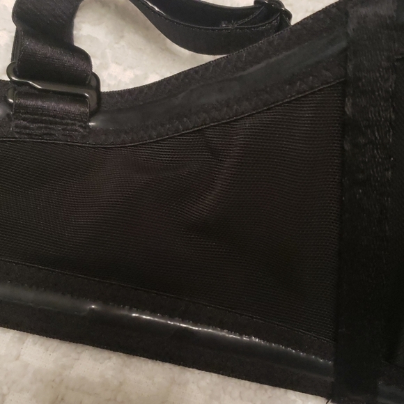 𝅺NWOT THYME MATERNITY underwire bra - Picture 5 of 5